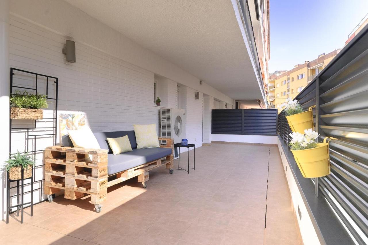 Lets Holidays Cozy Apartment With Terrace トッサ・デ・マール エクステリア 写真